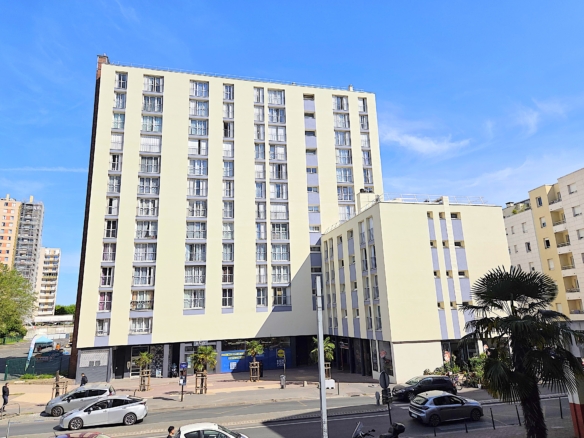 F4 VILLENEUVE LA GARENNE